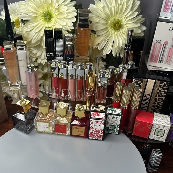 Makeup Mystery Box! - Picture 2 of 8